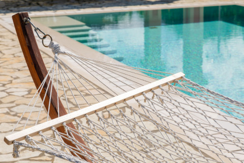 Spacious living area with dining table
